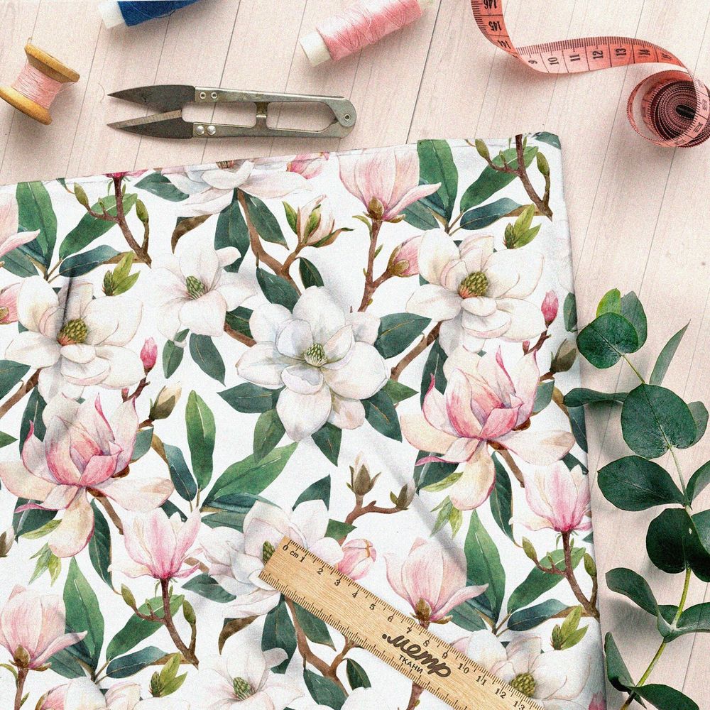 Ткань муслин пышные бело-розовые цветы