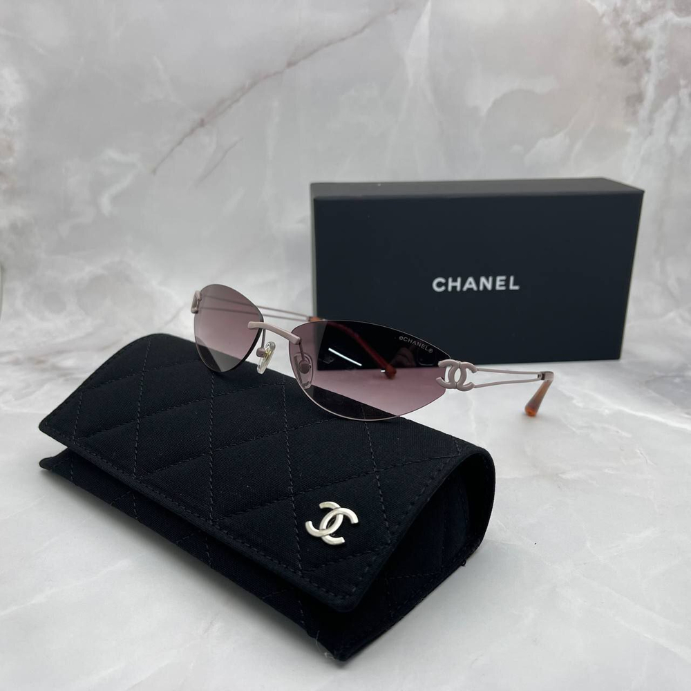 Солнцезащитные очки CHANEL
