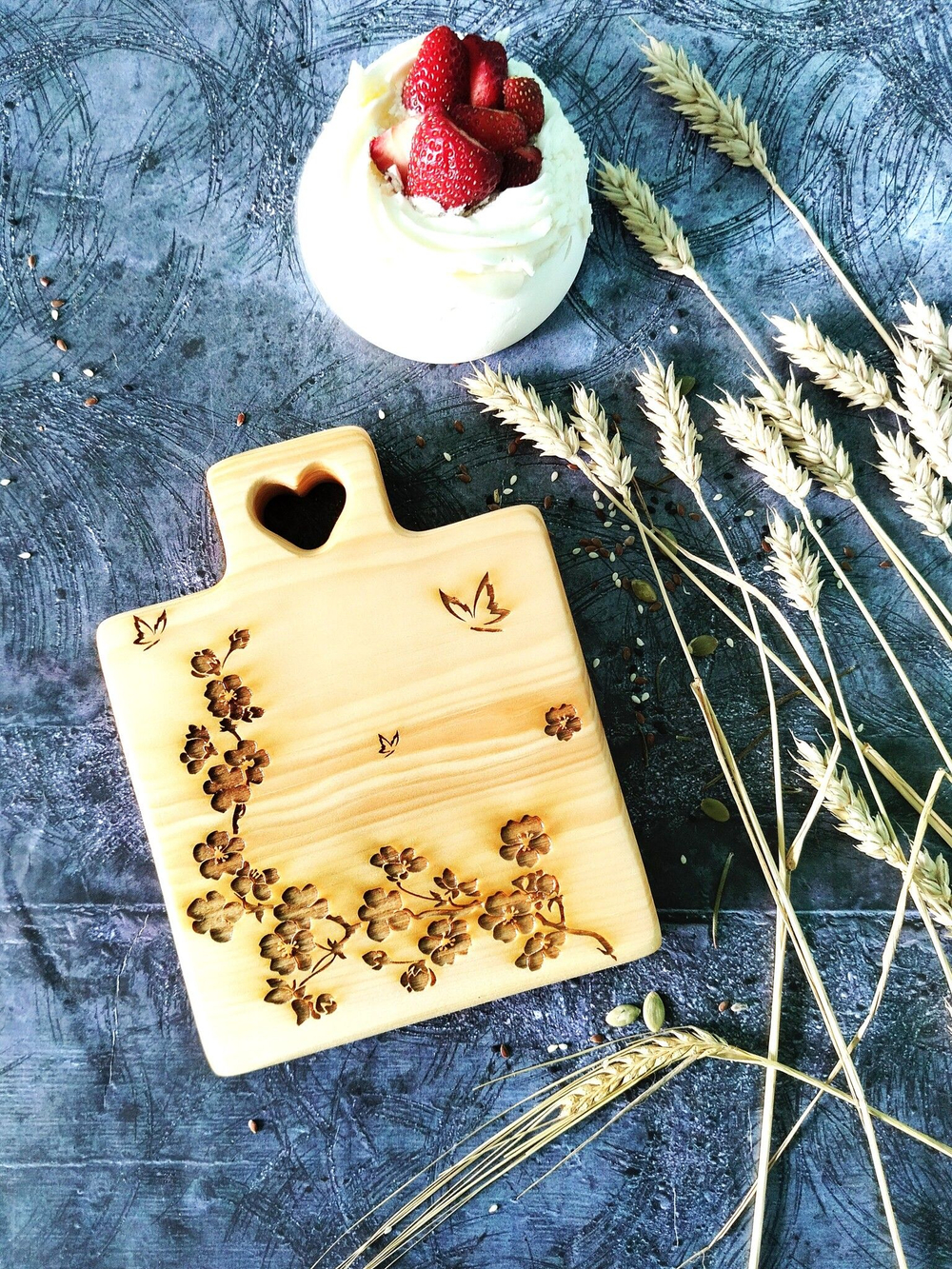 Доска деревянная разделочная