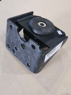 Опора двигателя МАЗ правая (ЯМЗ-650) оао маз