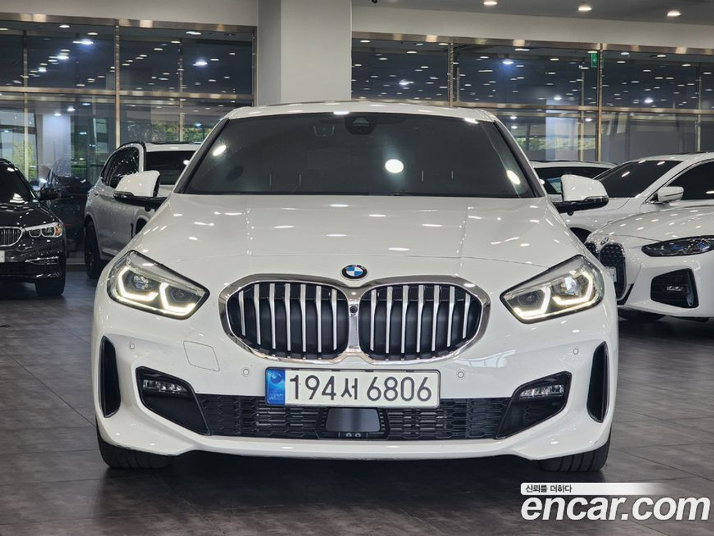 BMW 1 Series (F40) 120i M Sports (08.2021)