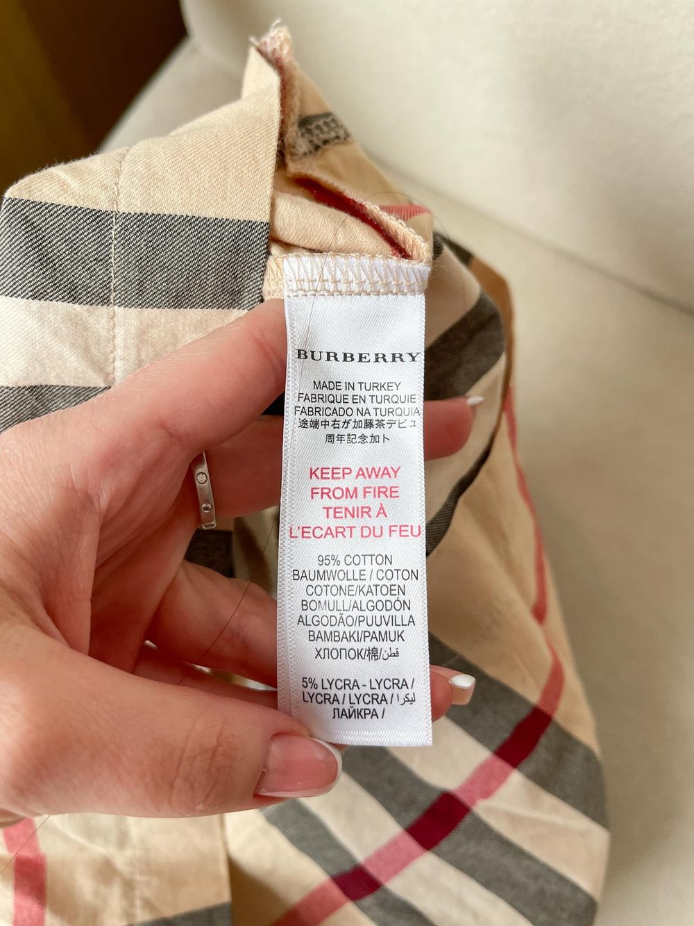 Платье Burberry, 62