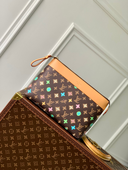 Louis Vuitton Pochette Voyage Souple