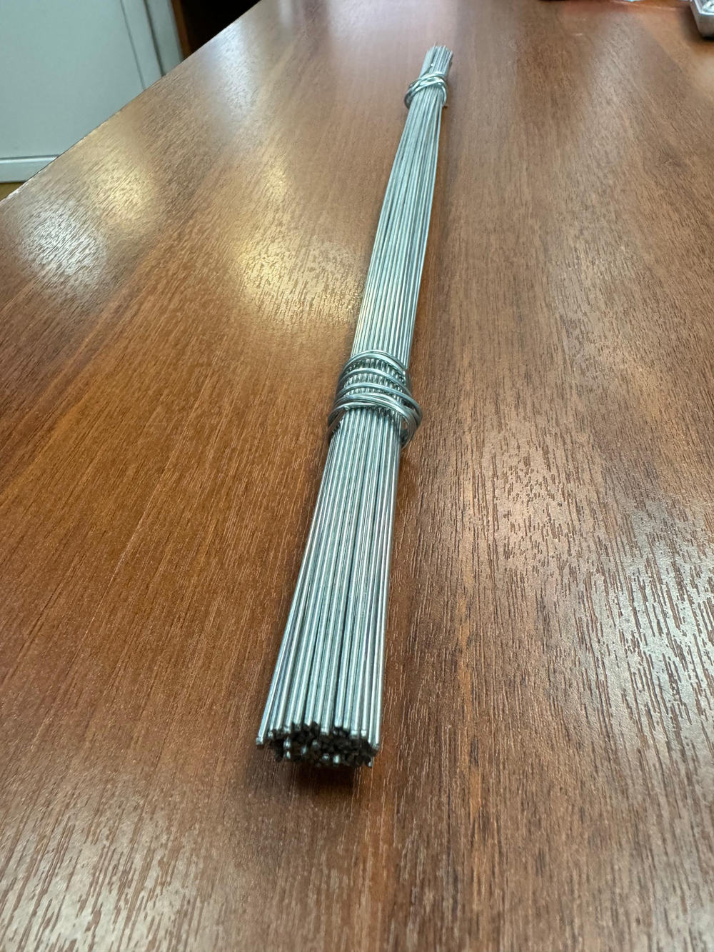 Проволока вязальная оцинкованная , толщина 1,2 мм, длина 400 мм, 250 прутков