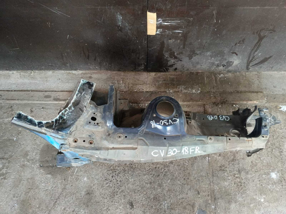 Лонжерон передний правый TOYOTA CAMRY 1992