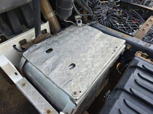 Трап (дефект) над глушителем 2018г.