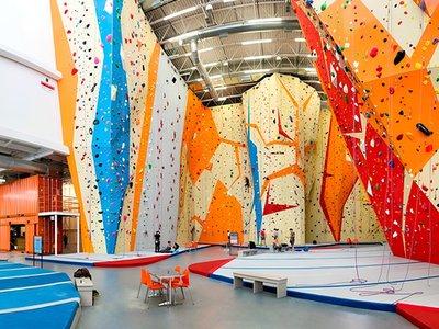 Интерактивный скалодром 5D