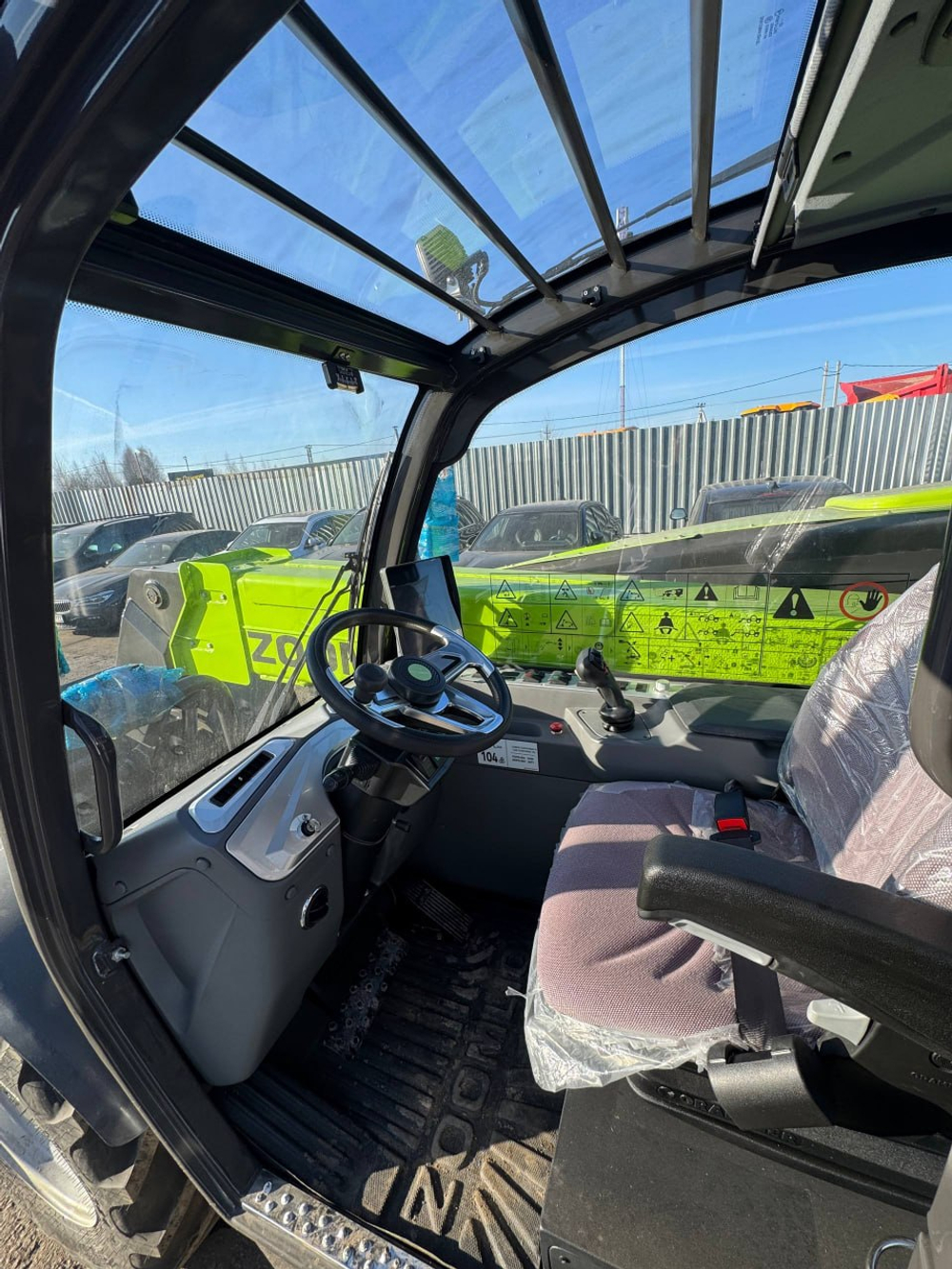 Zoomlion ZTH* Телескопический погрузчик ZTH3507 (Дизельный, 4,1 л, 101 л.с., АТ)