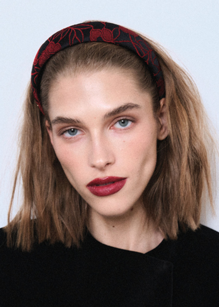 Ободок объемный из черно-красного жаккарда