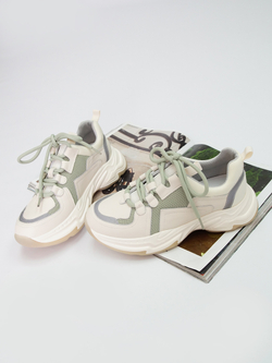 Кроссовки женские демисезонные