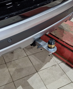 Фаркоп с унив. электрикой Smart для KGM Torres 2023- (оцинк. Шар)(паспорт и сертификат в комплекте) 92804-E