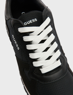 Кроссовки GUESS