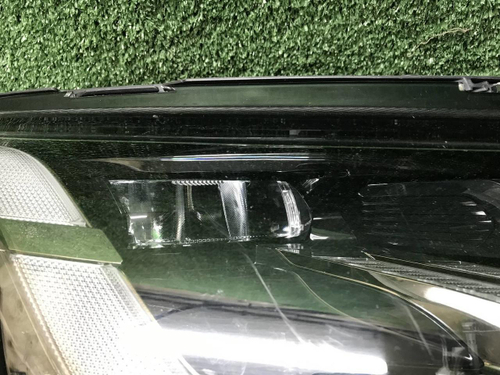 Фара правая LR Discovery Sport (2019-н.в.) LED