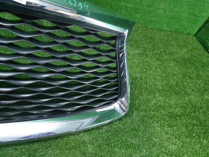 Решетка радиатора Infiniti QX60 (2016-2020)