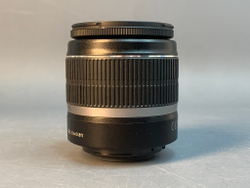 Canon EF-S 18-55mm f/3.5-5.6