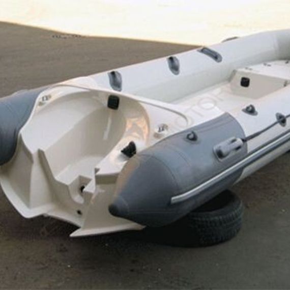 Лодка Буревестник Б-530