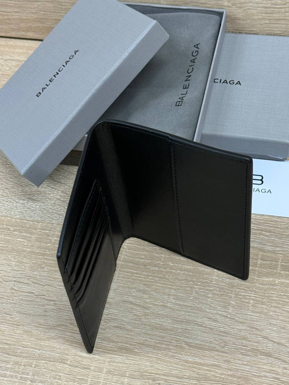 Обложка на паспорт Balenciaga