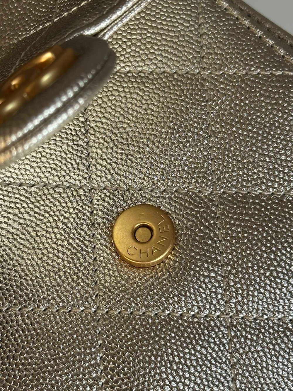 Chanel 25 Small Handbag 30 cm