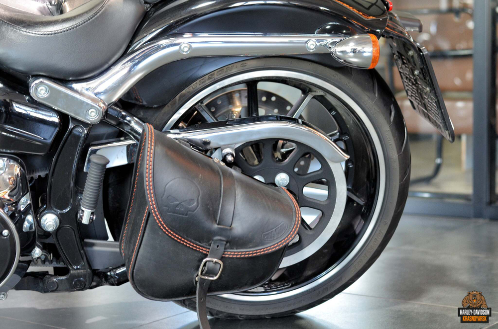 Harley-Davidson Softail Breakout MY15