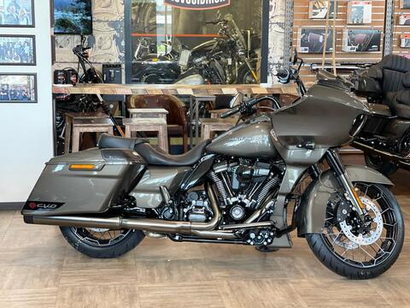 Мотоцикл Harley-Davidson CVO Road Glide (Bronze Armor)