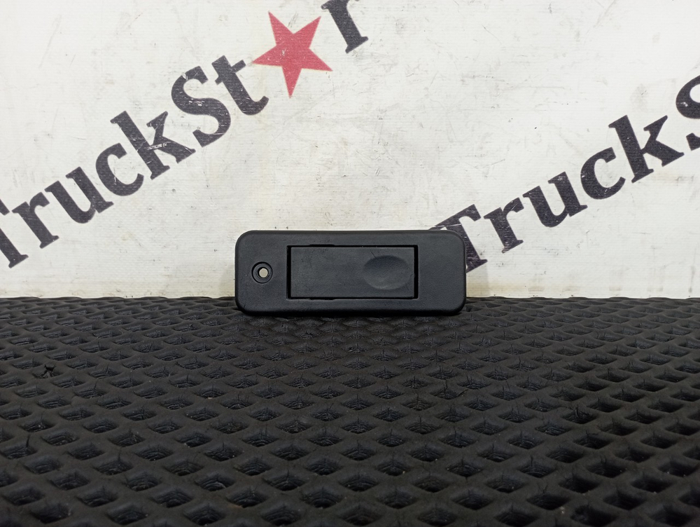 Кнопка инструментального ящика 2023г.