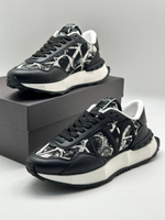 Кроссовки Valentino