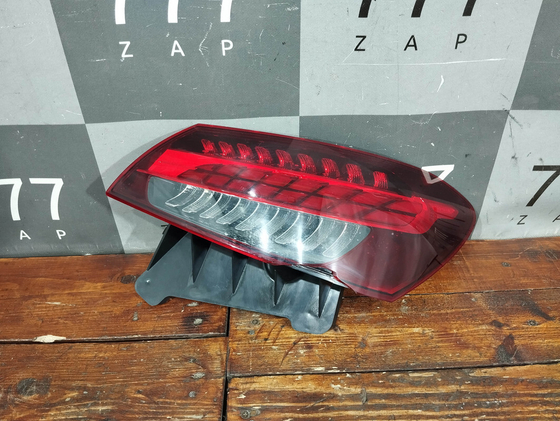 Фонарь задний правый Mercedes E-Class (W213) 20-нв Б/У Оригинал A2139065209