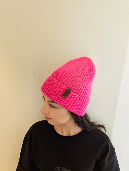 Шапка LuNa Фуксия.неон hand made 100% меринос