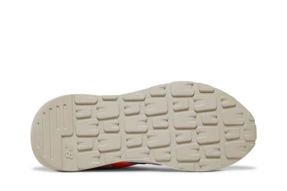 Кроссовки New Balance 5740 (Женская размерная сетка)