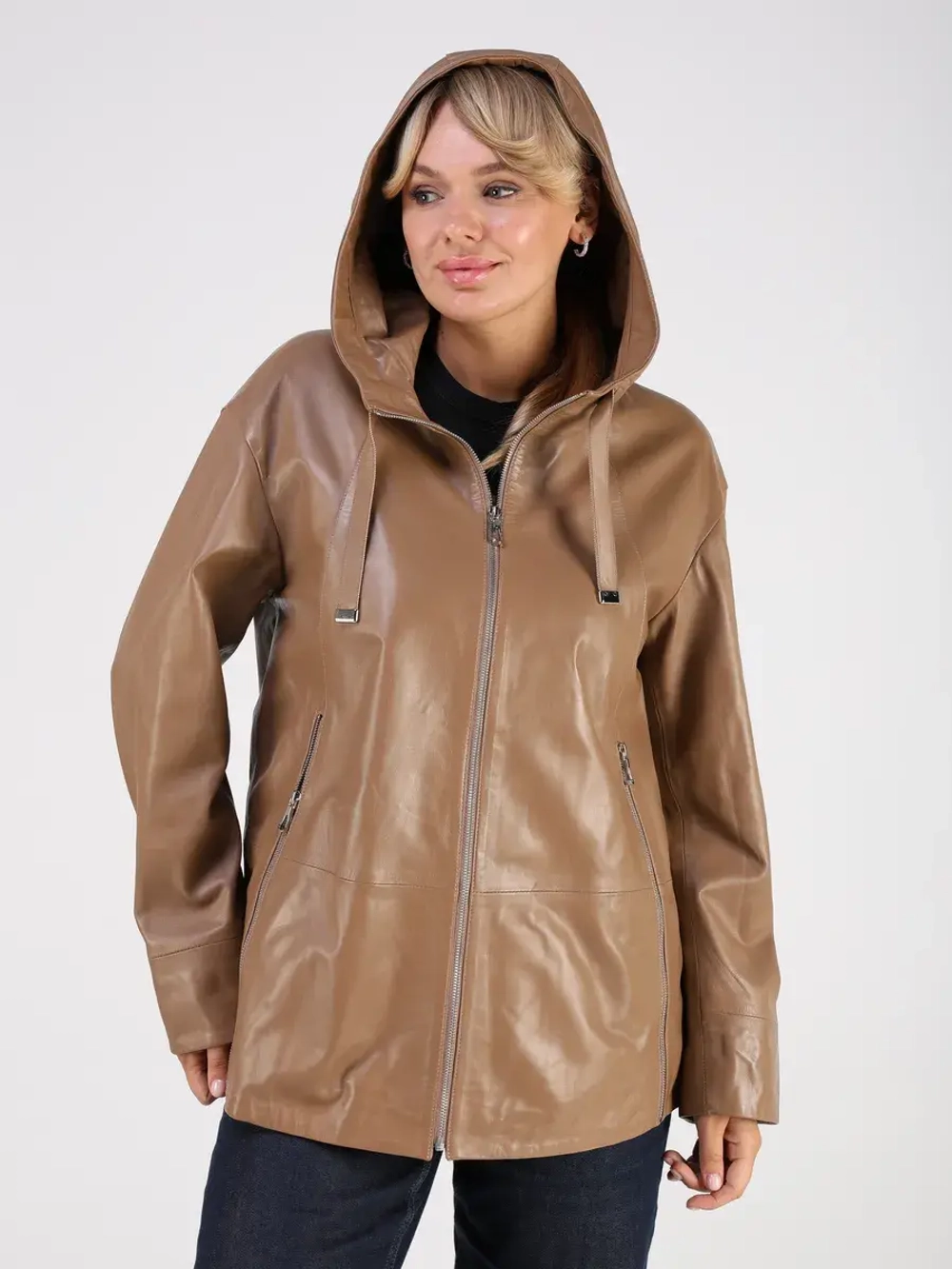 Кожаная куртка демисезонная с капюшоном