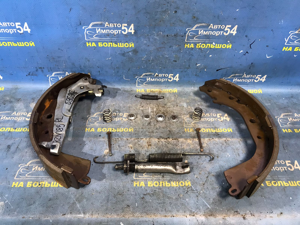 Механизм стояночного тормоза TOYOTA HILUX SURF 1995-2002