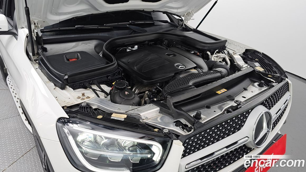 Mercedes-Benz GLC-Class X253 GLC300 4MATIC Coupe (03.2020)