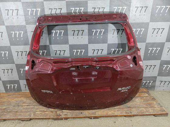 Крышка багажника Toyota RAV4 IV (XA40) 15-19 Б/У Оригинал 670050R270