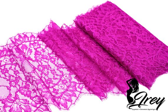 01-47 Кружево шантильи 22 см, фуксия
