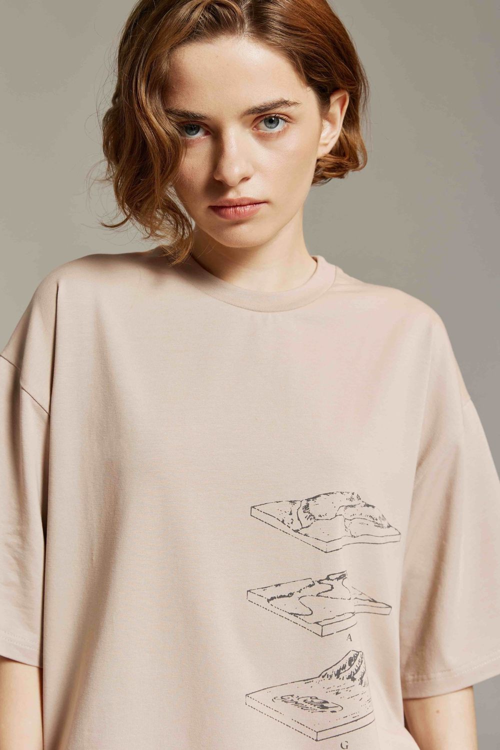 Футболка Called a Garment Diagram Какао