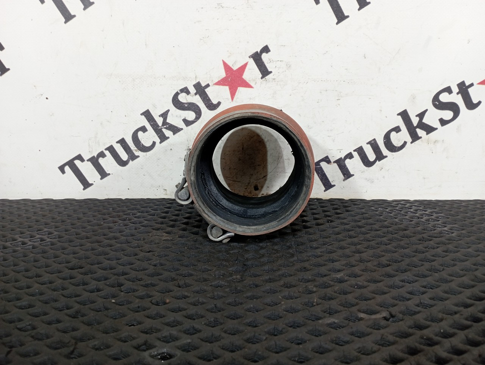 Патрубок интеркулера