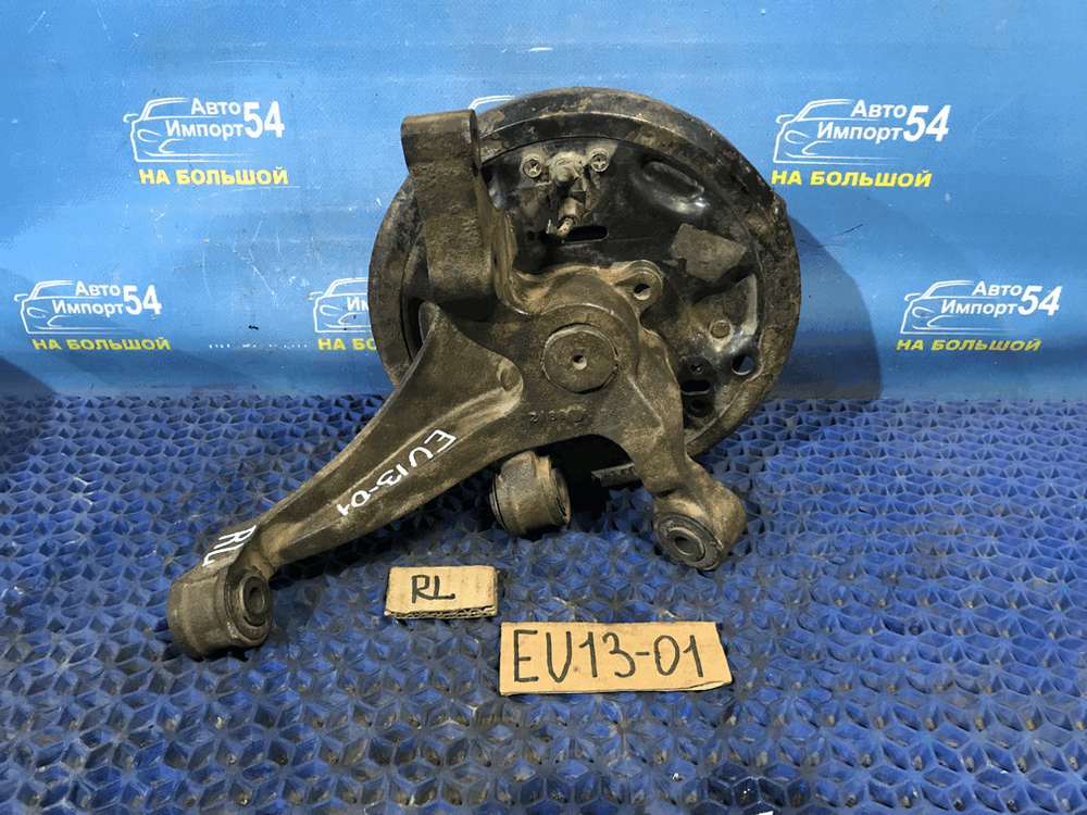 Ступица задняя левая NISSAN BLUEBIRD 1993