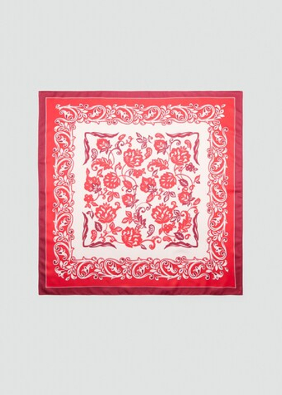 Платок с принтованными цветами