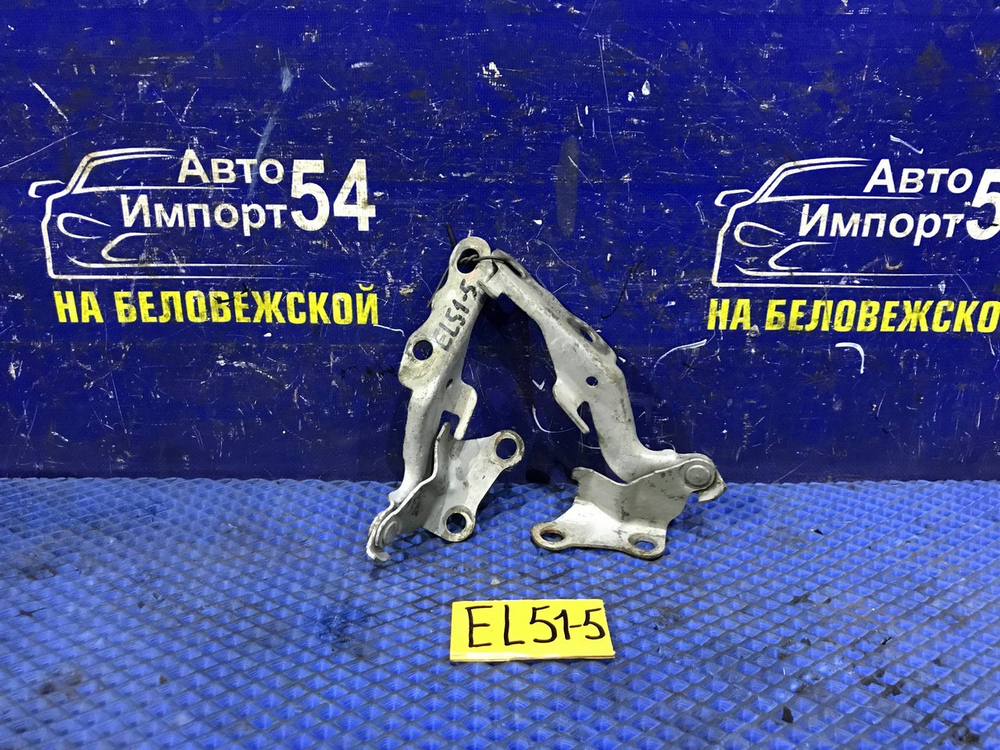 Петля капота левая TOYOTA CORSA 1997