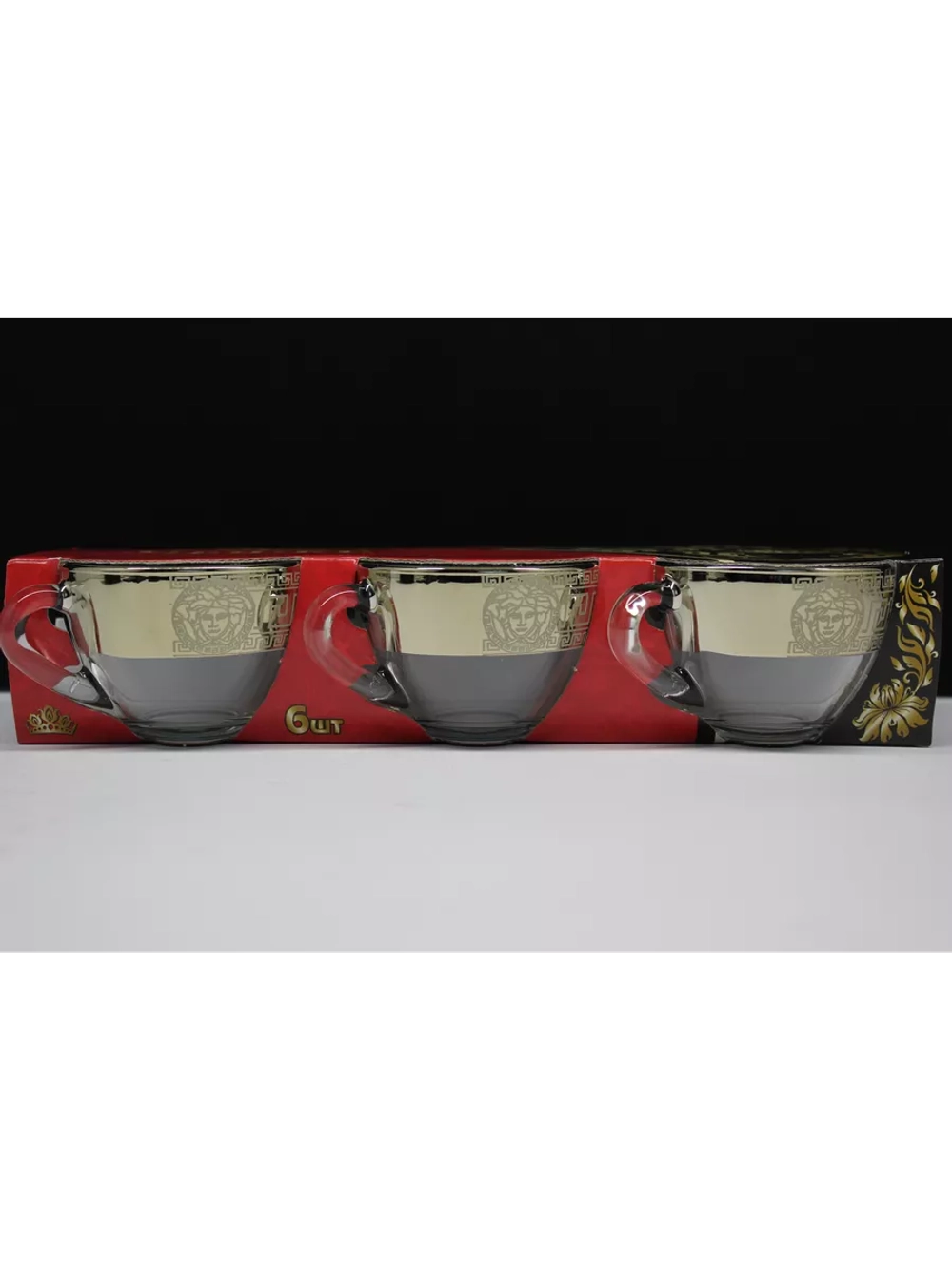 Набор кружек для чая и кофе.