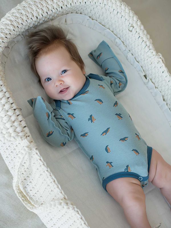 Боди с длинным рукавом и наружными швами 