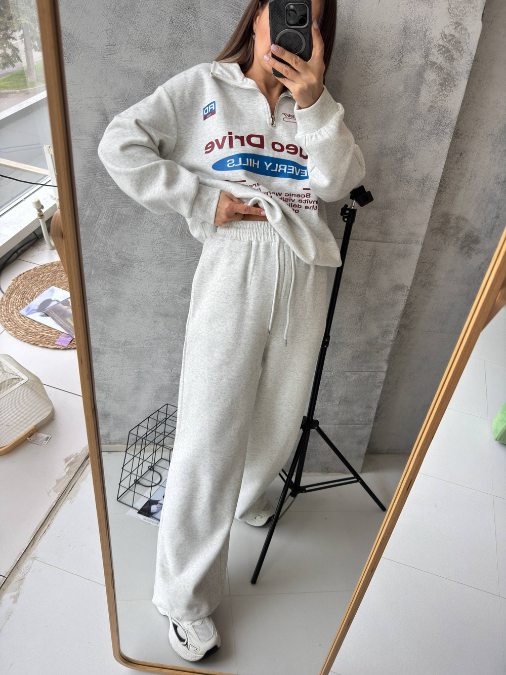 Костюм жен. 900 мел.