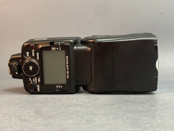 Nikon Speedlight SB-700