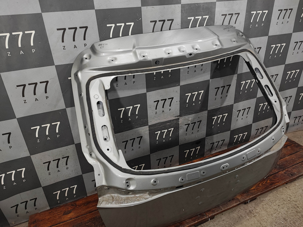 Крышка багажника Omoda C5 22-нв Б/У Оригинал 552000260AADYJ