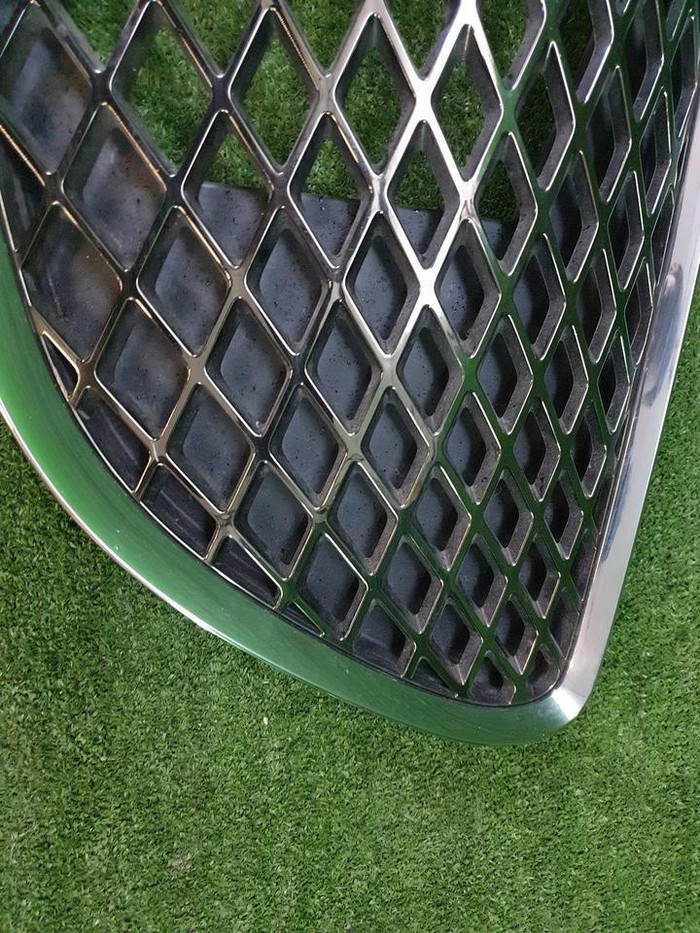 Решетка радиатора Genesis GV70 (2020-н.в.)