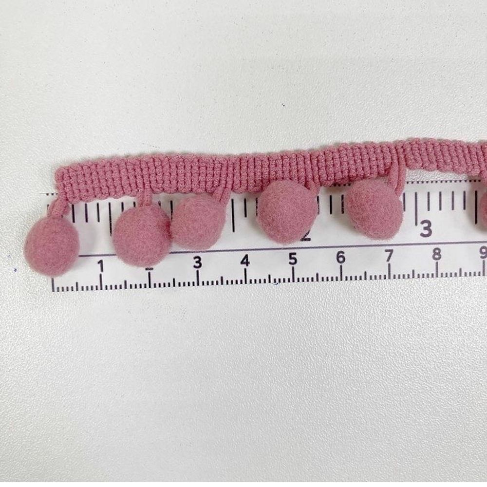 Тесьма с помпонами, цвет Роза