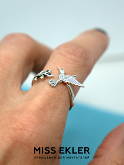 Серебряное кольцо с колибри