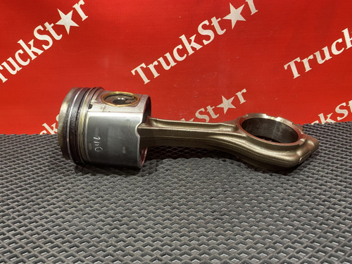 Поршень с шатуном