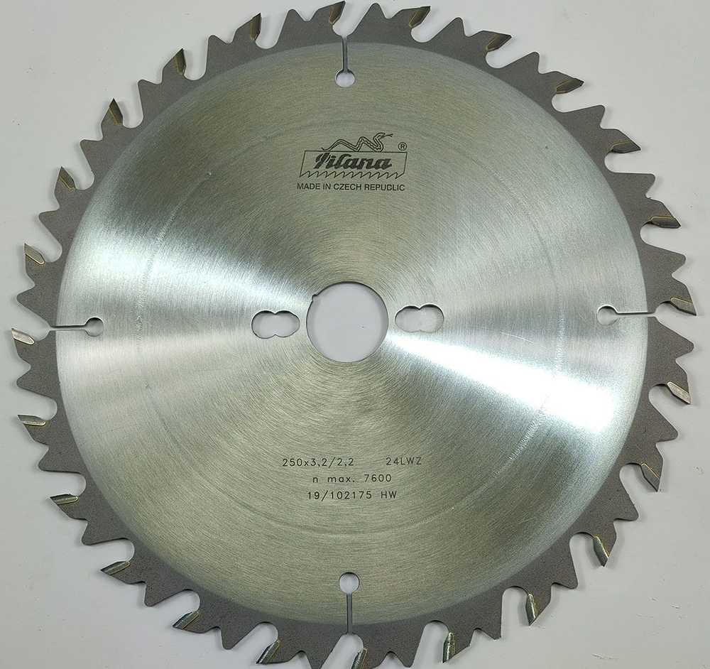 Пила дисковая TCT "Pilana" 250x3.2/2.2x30 z24 83-35 LWZ