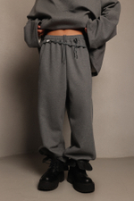 Брюки на шнурке